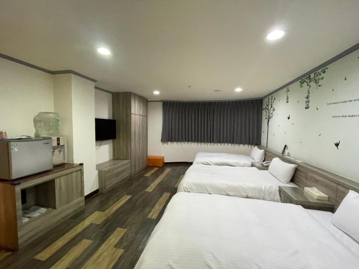 A22 Wei Lu Hotel Zhongli Εξωτερικό φωτογραφία