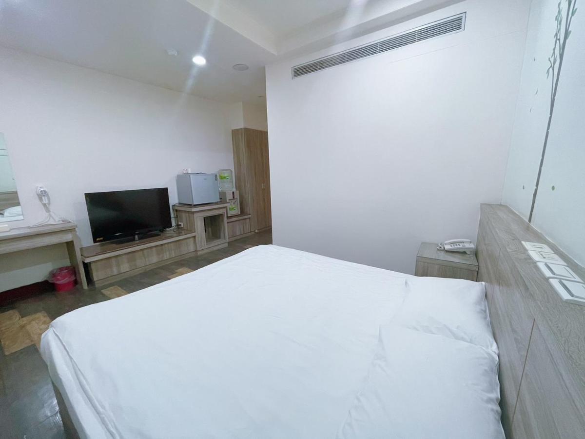 A22 Wei Lu Hotel Zhongli Εξωτερικό φωτογραφία