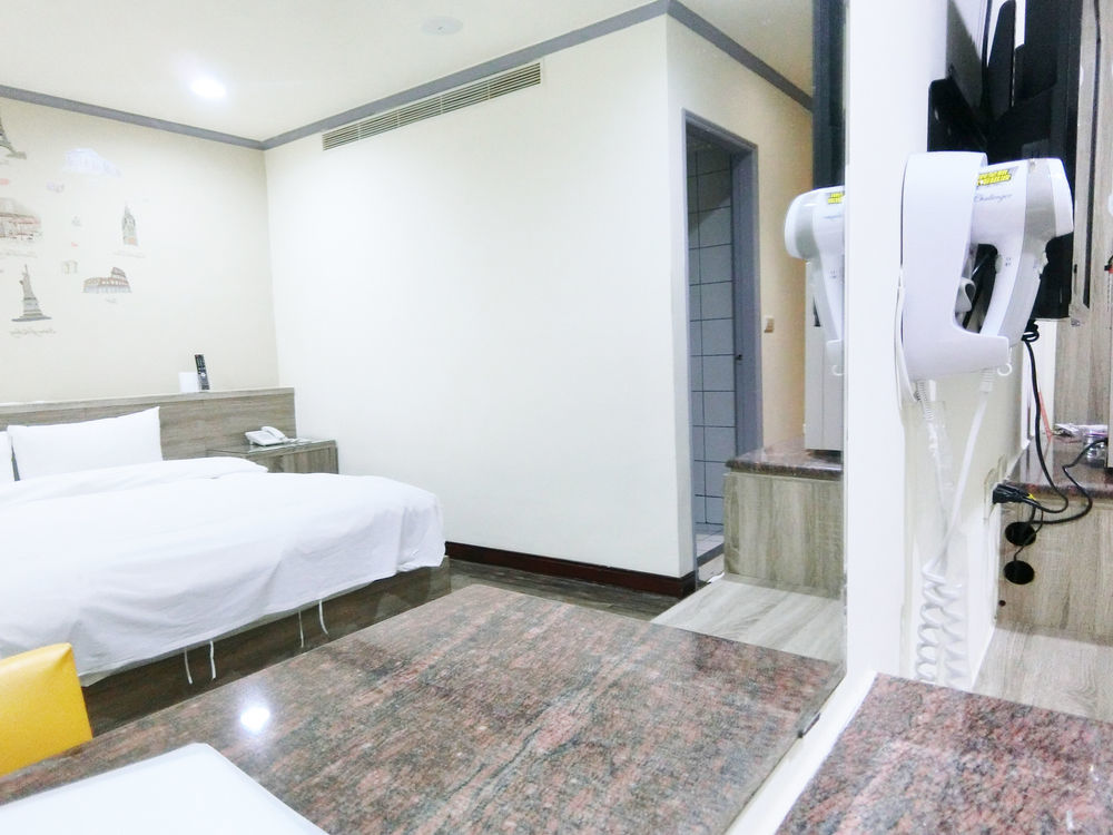 A22 Wei Lu Hotel Zhongli Εξωτερικό φωτογραφία